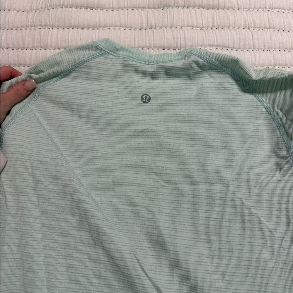 Lululemon Light Green Long Sleeve Top swiftly - Picture 6 of 6